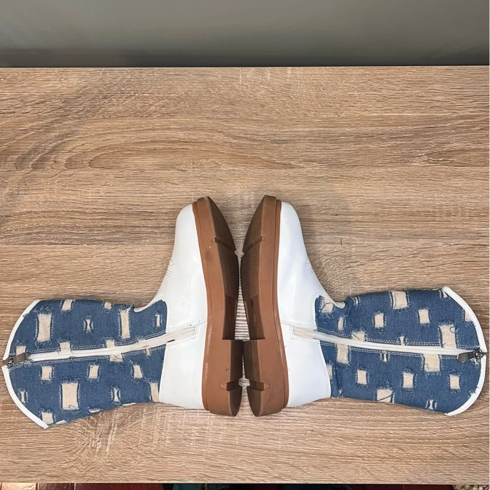 Girls White & Denim Distressed Zip Boots – Size 1